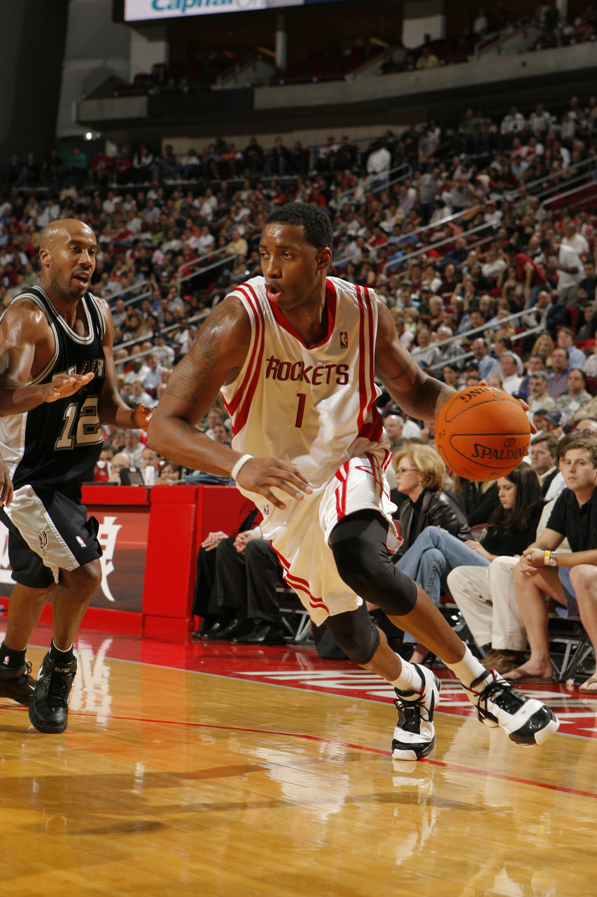 mk体育网址-神迹💥21年前今天：麦迪35秒13分上演“麦迪时刻” 率队大逆转