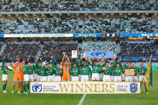 mk体育-严益唯：日本高中生足球走红的背后